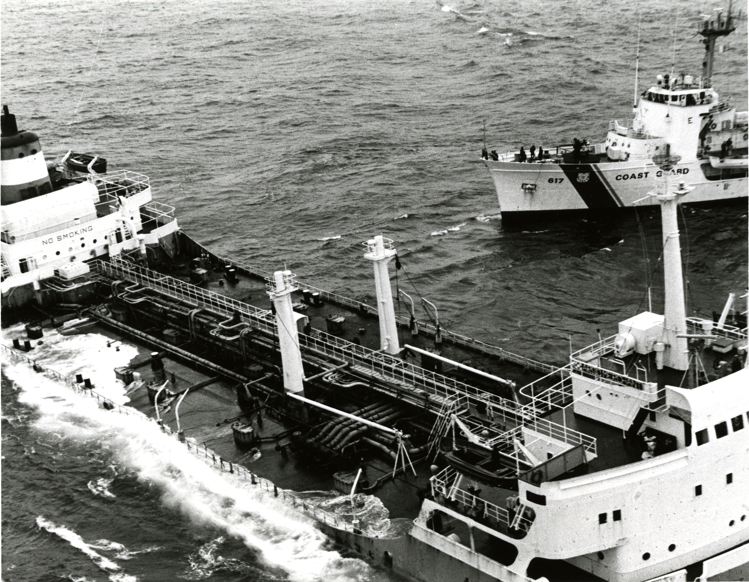 USCG HH-3 overflies wreck of SS ARGO MERCHANT